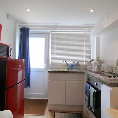 Pebbles Apartment By Air Premier Seaford Dış mekan fotoğraf