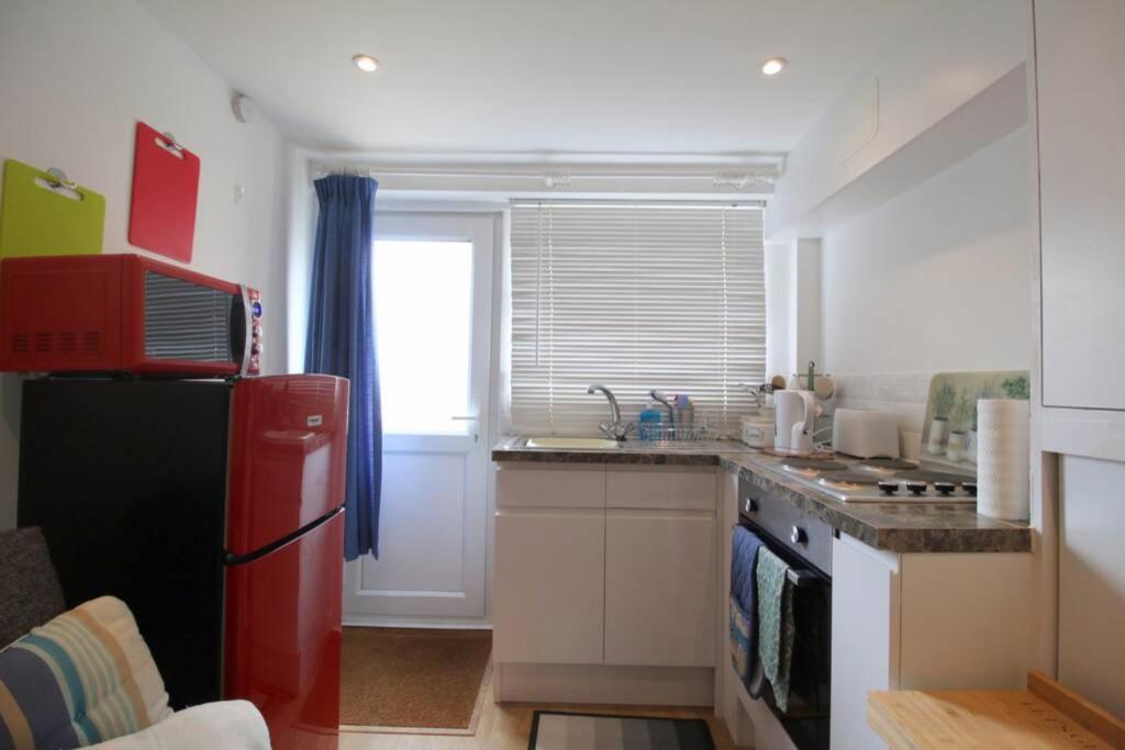 Pebbles Apartment By Air Premier Seaford Dış mekan fotoğraf