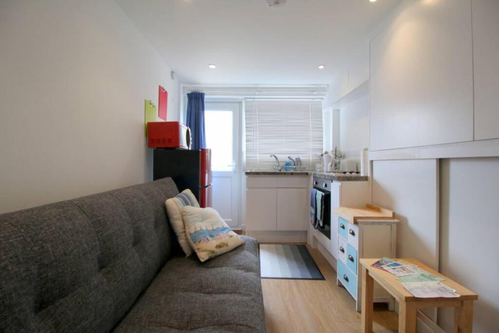 Pebbles Apartment By Air Premier Seaford Dış mekan fotoğraf